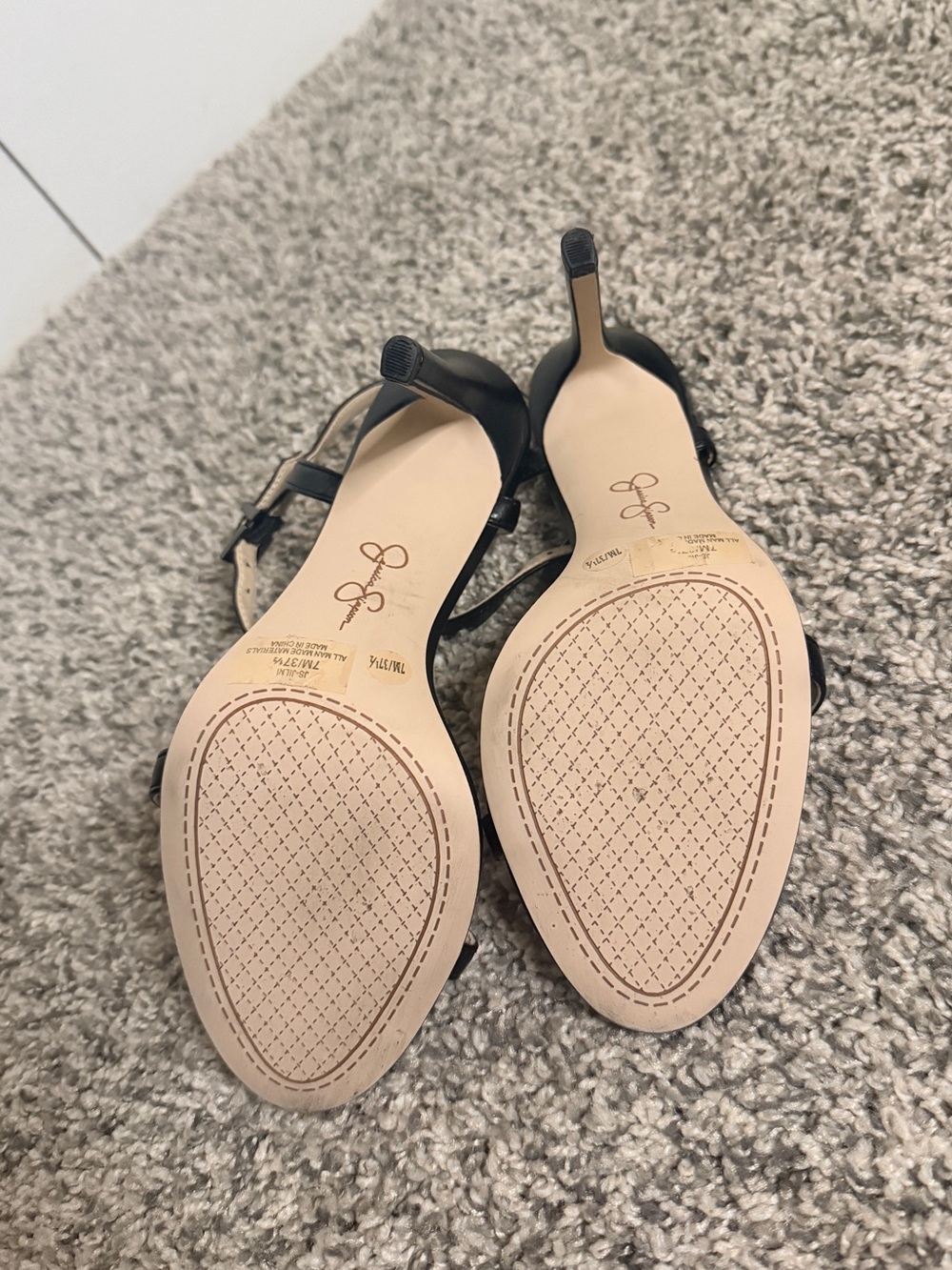 Jessica Simpson Jilni Heels - Picture 4 of 5